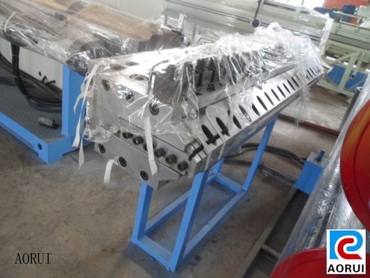 ভালো দাম পিপি / পিই ফাঁপা গ্রিড প্লাস্টিক বোর্ড এক্সট্রুশন লাইন, পিই ডেকোরেশন বোর্ড এক্সট্রুডার অনলাইন