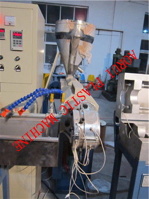 ভালো দাম 20 মিমি - পেট্রোলিয়াম রাসায়নিক শিল্পের জন্য 63 মিমি প্লাস্টিকের পাইপ এক্সট্রুশন লাইন অনলাইন