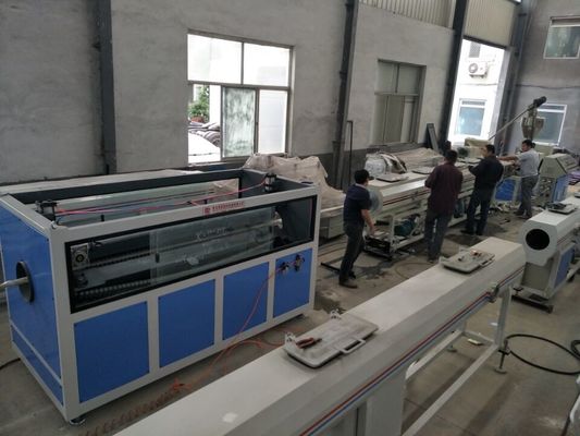 ভালো দাম টুইন স্ক্রু UPVC পিভিসি পাইপ উত্পাদনের লাইন প্যাভমেন্ট অফ তারগুলি পিভিসি পাইপ মেকিং অনলাইন
