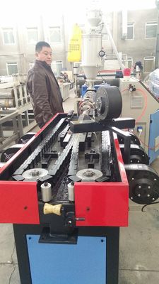 পিপি পিই প্লাস্টিকের corrugated পাইপ এক্সট্রুশন লাইন একক প্রাচীর corrugated পাইপ তৈরীর মেশিন