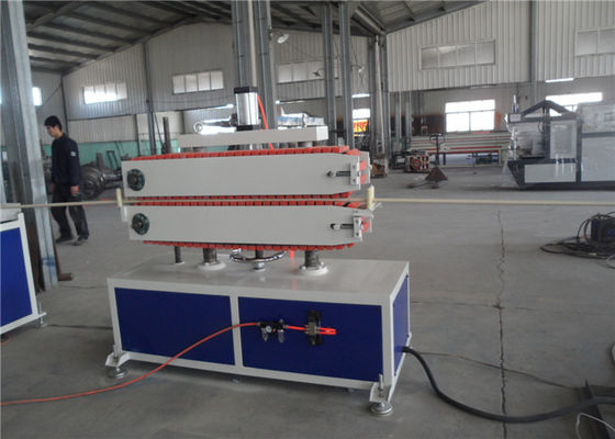 ভালো দাম 110MM পিভিসি প্লাস্টিক পাইপ এক্সট্রুশন লাইন 60w জলের পাইপ মেকিং মেশিন অনলাইন