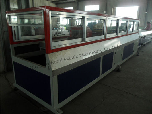 ভালো দাম 1 বছরের ওয়ারেন্টি সহ কাস্টমাইজড 380V 50HZ প্লাস্টিক প্রোফাইল এক্সট্রুশন লাইন অনলাইন