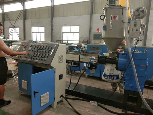 ভালো দাম 380V 90kw একক স্ক্রু প্লাস্টিক এক্সট্রুডার 150r / ন্যূনতম ISO9001 অনলাইন